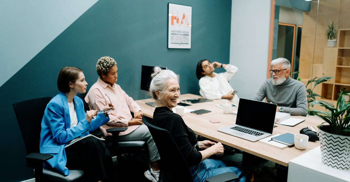 币安实名账号：流量卡高峰期使用技巧：如何避免网络拥堵？